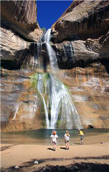 USA-Utah-Canyonlands Escalante Hiker